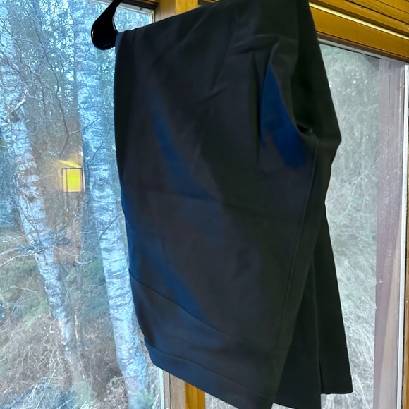 Lululemon On The Move Pant - Picture 2 of 7